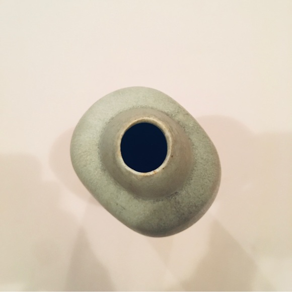 Vase by Manitoba Artist Inga Torfadottir - Picture 2 of 5